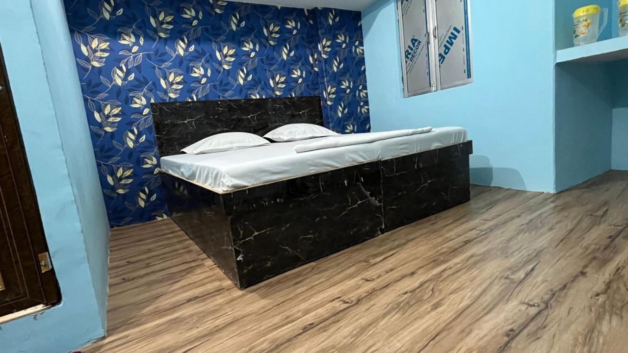 Krishna P. Guest House 瓦拉纳西 外观 照片